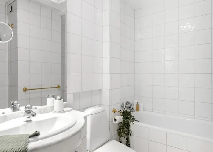 Amazing View With Exclusive Location Lägenhet